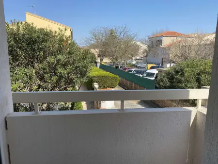 Studio rénové avec balcon, proche commerces, wifi et cellier privatif - Balaruc-les-Bains. - Photo 12