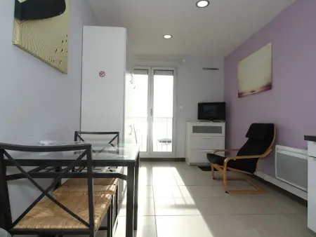 Studio climatisé avec WIFI à Balaruc-les-Bains - Photo 4