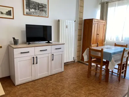 Charmant T1 lumineux avec cuisine équipée, coin nuit séparé et wifi - Balaruc-les-Bains - Photo 1