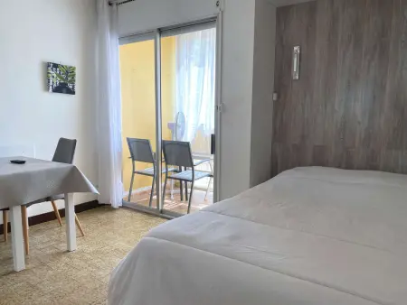 Studio lumineux avec climatisation et wifi à Balaruc-les-Bains - Photo 3