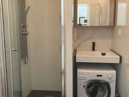 Studio lumineux avec climatisation et wifi à Balaruc-les-Bains - Photo 10
