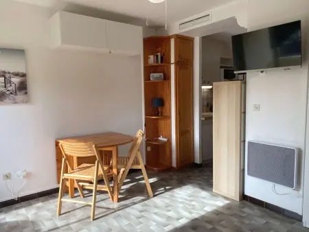 Studio équipé avec parking à Balaruc-les-Bains - Photo 2