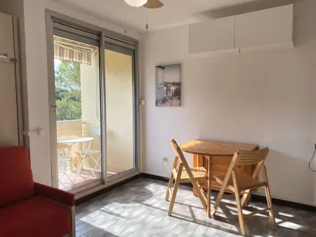 Studio équipé avec parking à Balaruc-les-Bains - Photo 3