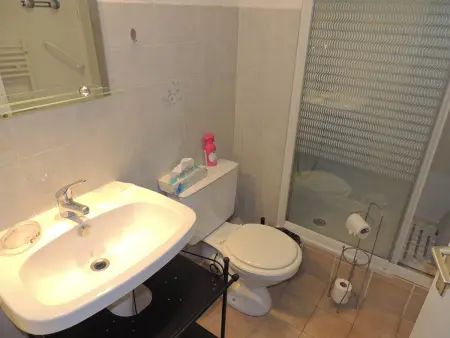 T1 agréable avec parking privé, proche étang de Thau, climatisé, cuisine équipée, loggia, Balaruc-les-Bains - Photo 4