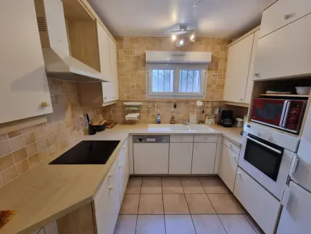 Appartement T3 calme avec terrasse et cuisine équipée, à 300m de la plage de Collioure - Photo 9