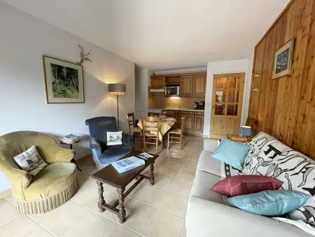 Charmant T3 avec balcon ensoleillé et parking à Serre Chevalier - Photo 3