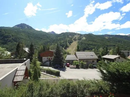 Charmant T3 avec balcon ensoleillé et parking à Serre Chevalier - Photo 5