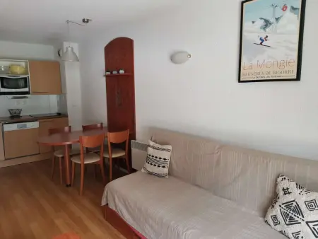 Charmant T2 avec Parking et Piscine - Proche Pistes, 4 Pers - La Mongie - Photo 3