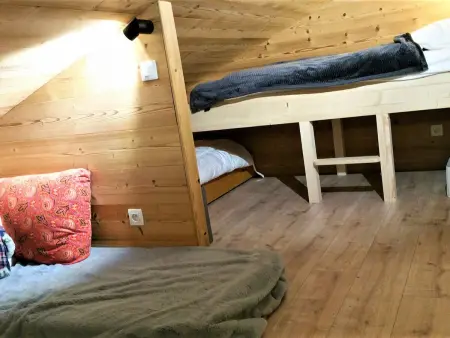 Spacieux appart rénové avec balcon sud, proche pistes et bus à La Clusaz - Photo 8
