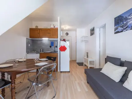 Appartement T2 à Cauterets, proche télécabine avec parking et local ski - Photo 4