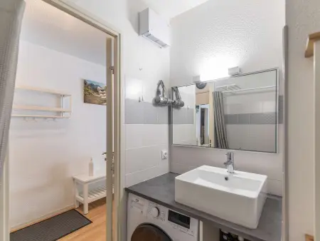 Appartement T2 à Cauterets, proche télécabine avec parking et local ski - Photo 10