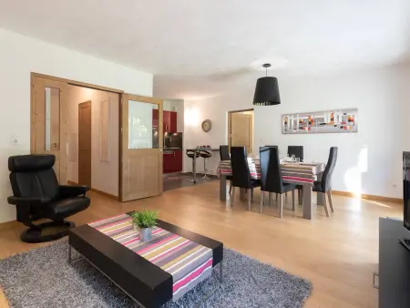 Superbe appartement pour 6 avec terrasse, jardin privé, Wi-Fi gratuit et parkings - Saint-Lary Centre - Photo 2