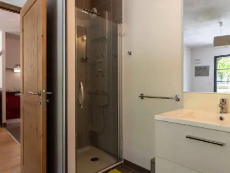 Superbe appartement pour 6 avec terrasse, jardin privé, Wi-Fi gratuit et parkings - Saint-Lary Centre - Photo 8