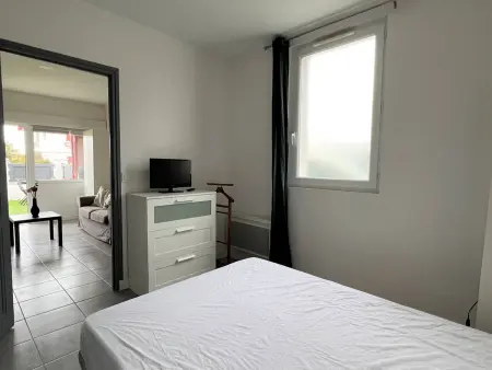 T1 Bis Cambo-les-Bains avec Terrasse et Accès Internet - Photo 8