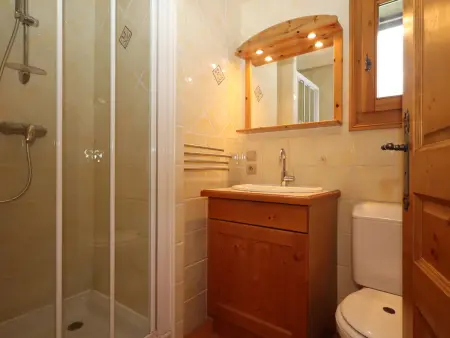 Appartement 3 pièces pour 6 pers. avec balcon et parking aux Houches - Photo 4