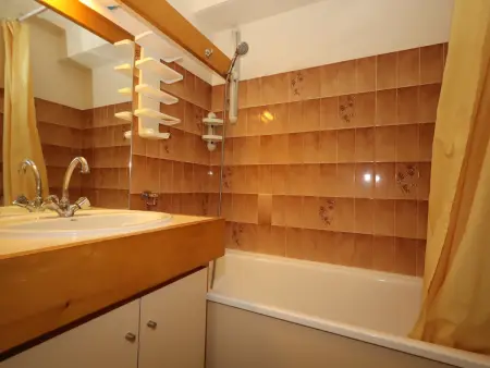 Studio cabine 4 pers avec parking, proche télécabines - Photo 5
