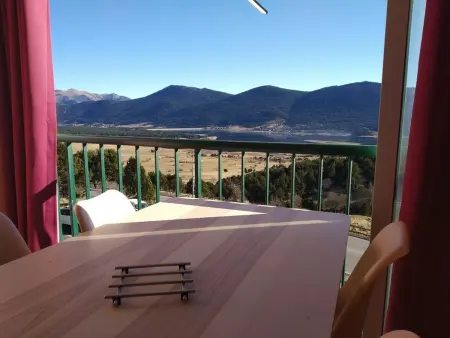Appartement lumineux avec vue sur le lac, parfait pour se détendre - Photo 2