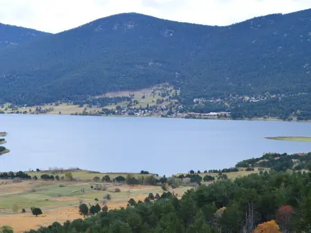 Appartement lumineux avec vue sur le lac, parfait pour se détendre - Photo 4