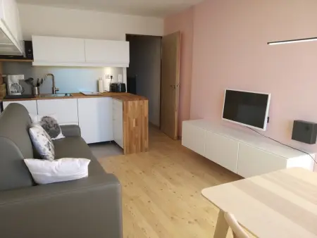 Appartement lumineux avec vue sur le lac, parfait pour se détendre - Photo 5