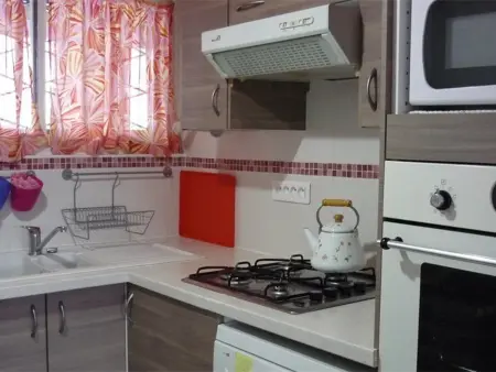 Appartement cosy 2 pièces cabine, proche commerces et pistes, 6 pers, animaux OK - Photo 4