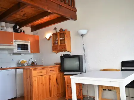 Studio mezzanine sud avec parking à Font-Romeu, Appartement 5 personnes à Font Romeu Odeillo Via - Photo 2