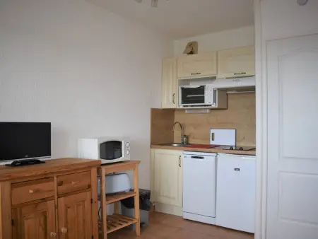 Studio Cabine 4 Pers - Confort & Vue Pyrénées, Appartement 4 personnes à Font Romeu Odeillo Via - Photo 2