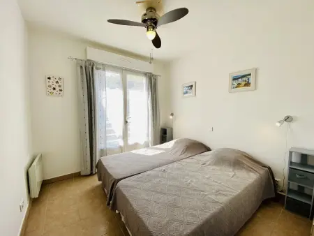 Appartement à Propriano : Vue mer, piscine et 2 chambres - Photo 3