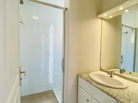 Appartement à Propriano : Vue mer, piscine et 2 chambres - Photo 5