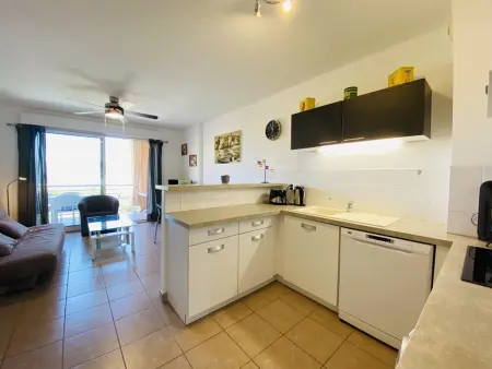 Appartement à Propriano : Vue mer, piscine et 2 chambres - Photo 7