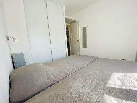 Appartement à Propriano : Vue mer, piscine et 2 chambres - Photo 9