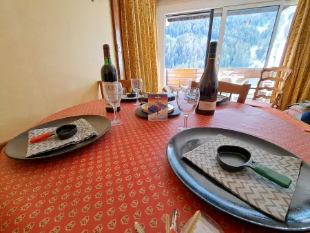 Studio cabine à Pra-Loup avec balcon et vue sur montagne - Photo 3