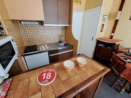 Studio cabine à Pra-Loup avec balcon et vue sur montagne - Photo 4