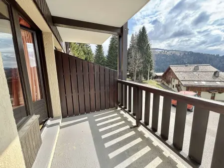 Studio cosy à 50m des pistes, balcon, parking, casier à skis, proche village et école de ski - Photo 18