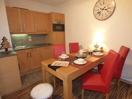 Appartement 3 pièces, 6 personnes, balcon, proche Les Saisies - Photo 1