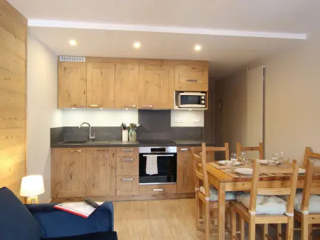 Appartement rénové 6 pers. avec balcon et parking privé à Montgenèvre - Photo 12