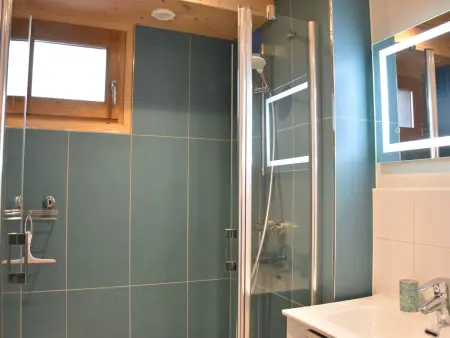 Agréable rez de jardin dans chalet avec animaux admis, pour 3 personnes - Photo 5