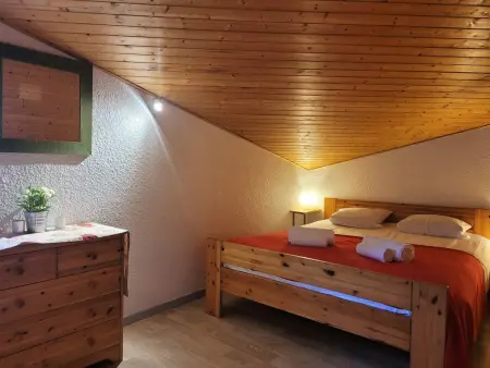 T3 duplex lumineux, proche pistes, parking, Wi-Fi - Photo 3