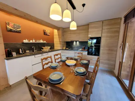 Appartement 3 chambres, exposé Sud-Est aux Gets, près des pistes - Photo 2