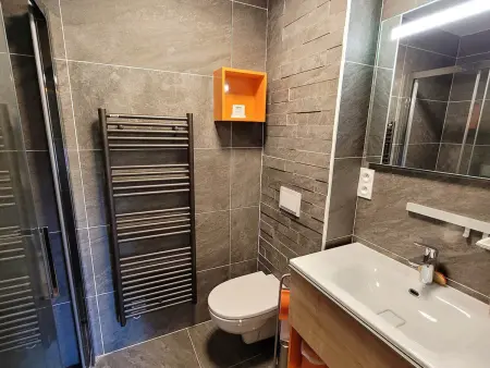 Appartement 3 chambres, exposé Sud-Est aux Gets, près des pistes - Photo 6