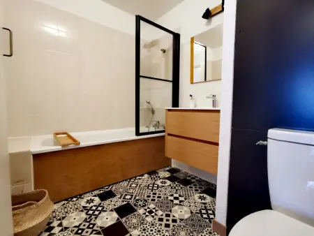 Appartement rénové pour 4 pers, proche centre, parking - Photo 5