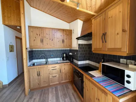 Appartement cosy aux Gets avec balcon et parking - Photo 4
