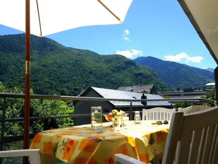 LUCHON Appart 2 pièces 4 pers avec balcon et parking, près centre-ville et thermes - Photo 11