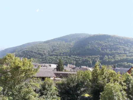 Luchon - T2 avec balcon, animaux admis, parking, Appartement 4 personnes à Bagnères de Luchon - Photo 4