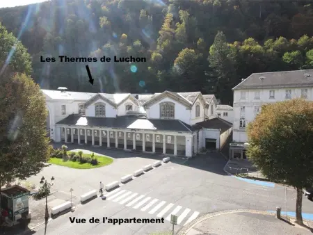 Grand T2 Ensoleillé à Luchon, Face aux Thermes, pour 4 Pers., Proche Télécabine - Photo 4