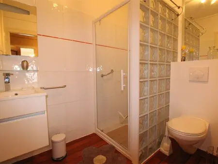 Grand T2 Ensoleillé à Luchon, Face aux Thermes, pour 4 Pers., Proche Télécabine - Photo 11