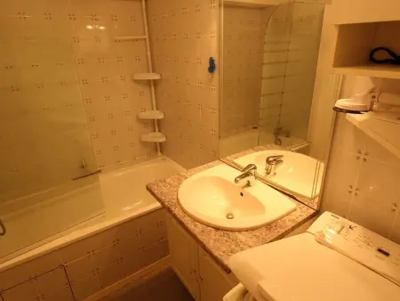 Proche Thermes - T2 Cabine avec Balcon, Parking et Wifi - Animaux admis - Photo 10