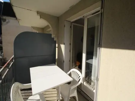 Appartement T3 Sud avec Balcon et Parking à Bagnères-de-Luchon - 4 pers. - Photo 8