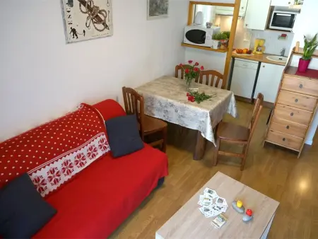 Luchon: Appartement 2 chambres proche thermes, balcon, parking, WiFi - Animaux <10kg acceptés - Photo 7