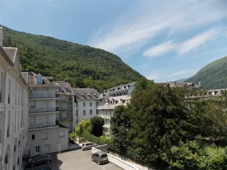 Luchon: Appartement 2 chambres proche thermes, balcon, parking, WiFi - Animaux <10kg acceptés - Photo 16