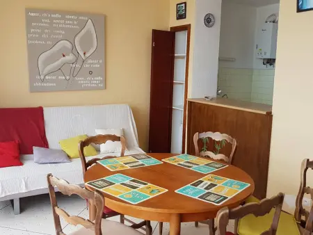 T2 Front de Mer avec Animaux admis, Parking, Proche Commerces - Photo 1
